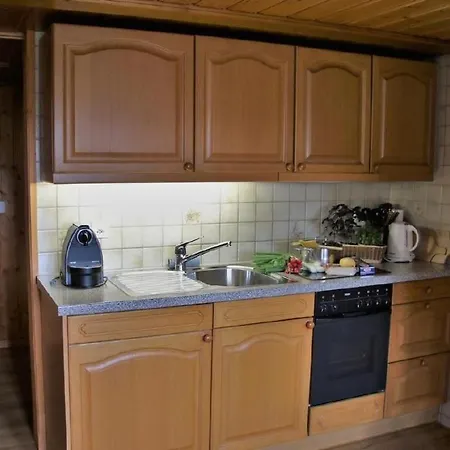 Apartment An Ruhiger Lage Mit Schoener Bergsicht